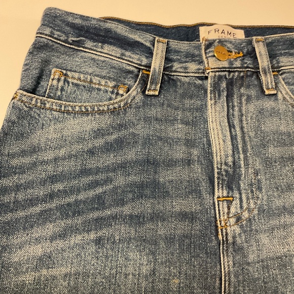 Frame Denim Mini Shirt, Washed Denim, 100% Cotton, 5-Pocket Style, Size 27 - Picture 4 of 12